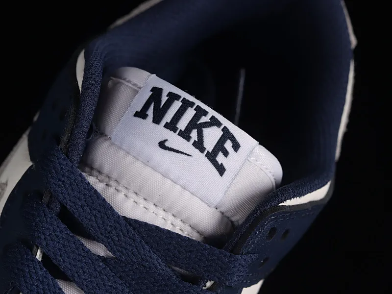 All categories Nk SB Dunk series Nk SB Dunk Low low-top sneakers Nk Dunk Low "Midnight Navy" blue and white SB low-top sports and leisure sneakers FD9749-400